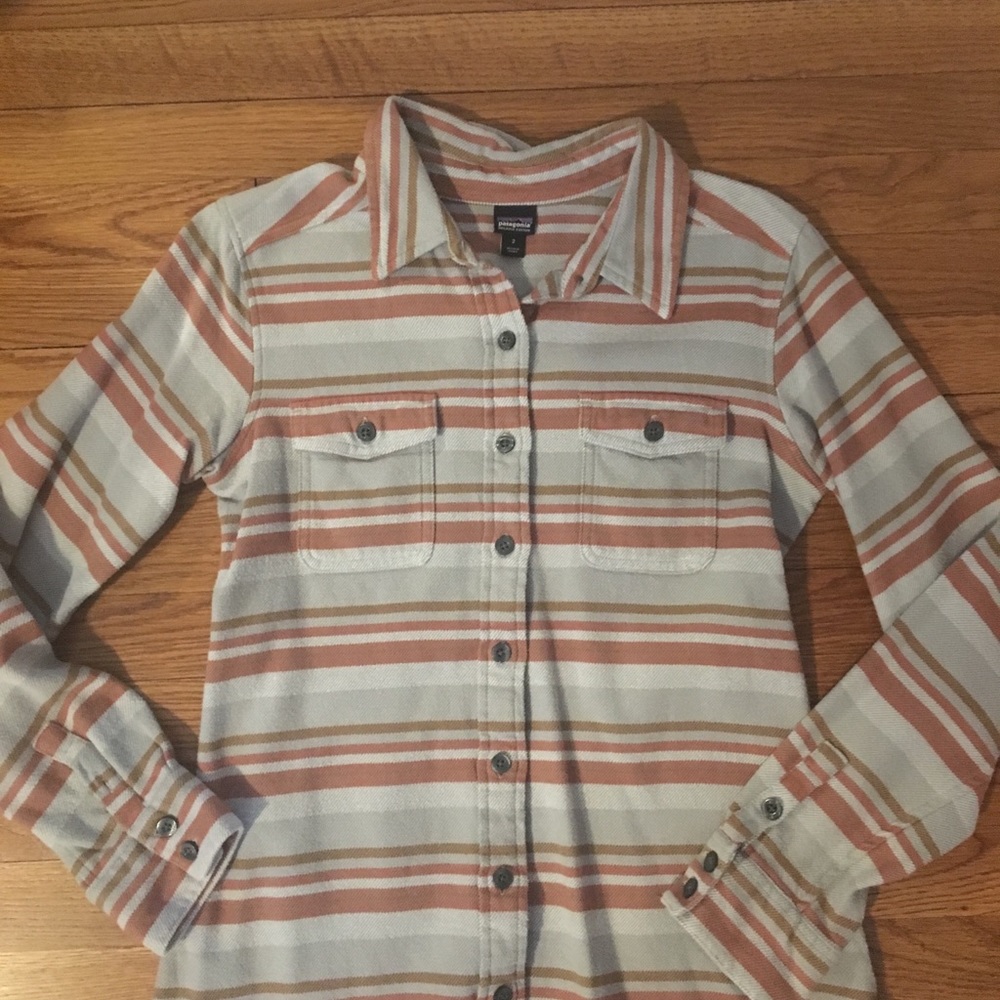 Like new Patagonia Fjord Flannel Sz 2